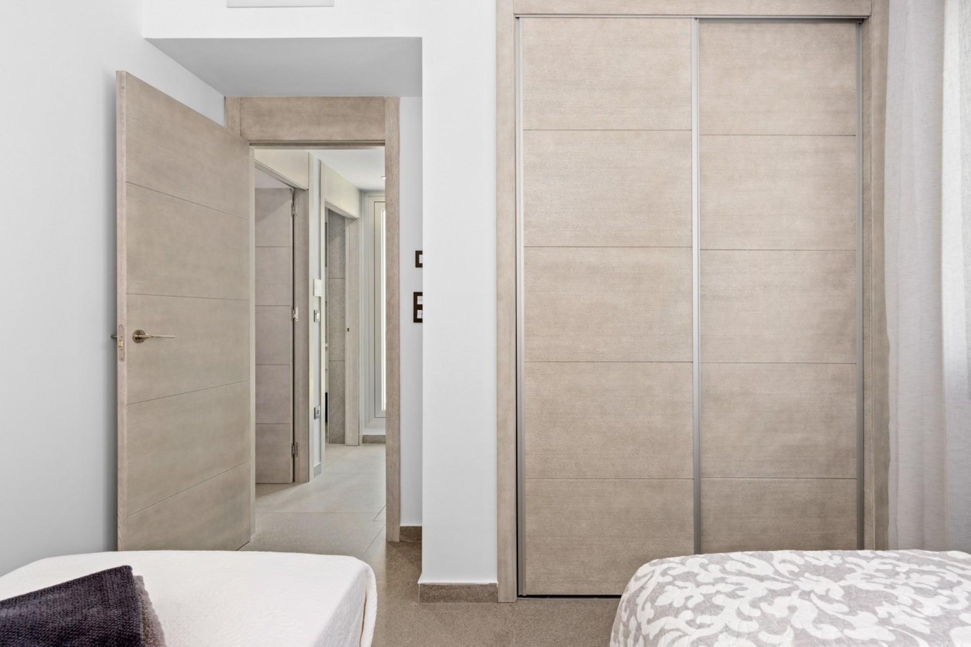 For sale - 3 Bedroom 2 Bathroom Detached House / Villa in Guardamar del Segura - El Raso  - Alicante