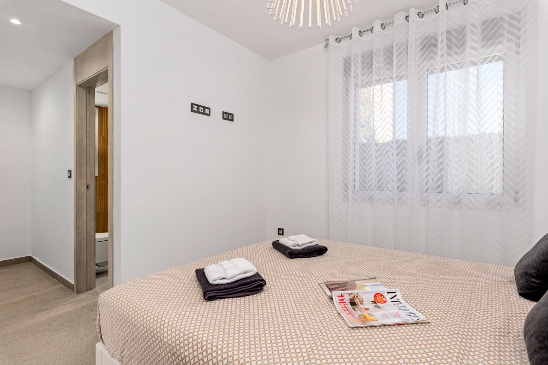 For sale - 3 Bedroom 2 Bathroom Detached House / Villa in Guardamar del Segura - El Raso  - Alicante