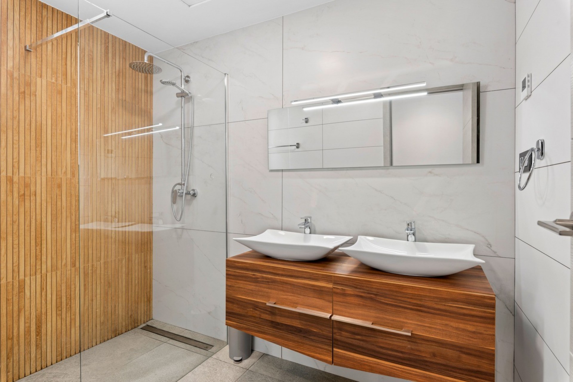 For sale - 3 Bedroom 2 Bathroom Detached House / Villa in Guardamar del Segura - El Raso  - Alicante