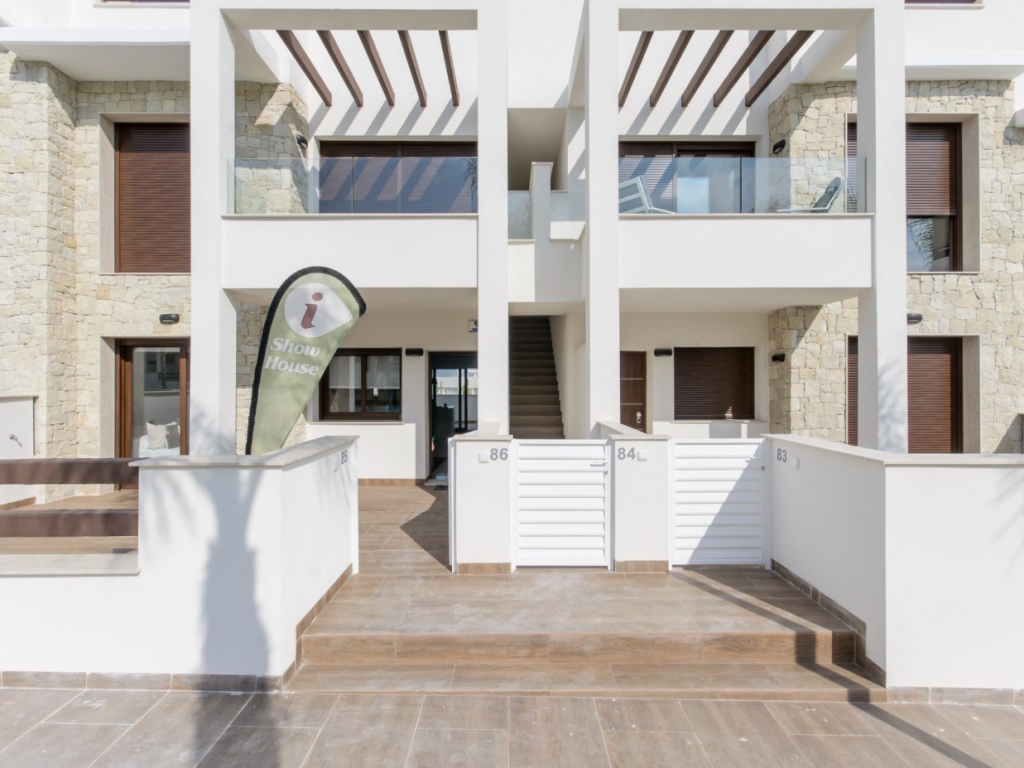 3 Bedroom 2 Bathroom Bungalow in Torrevieja