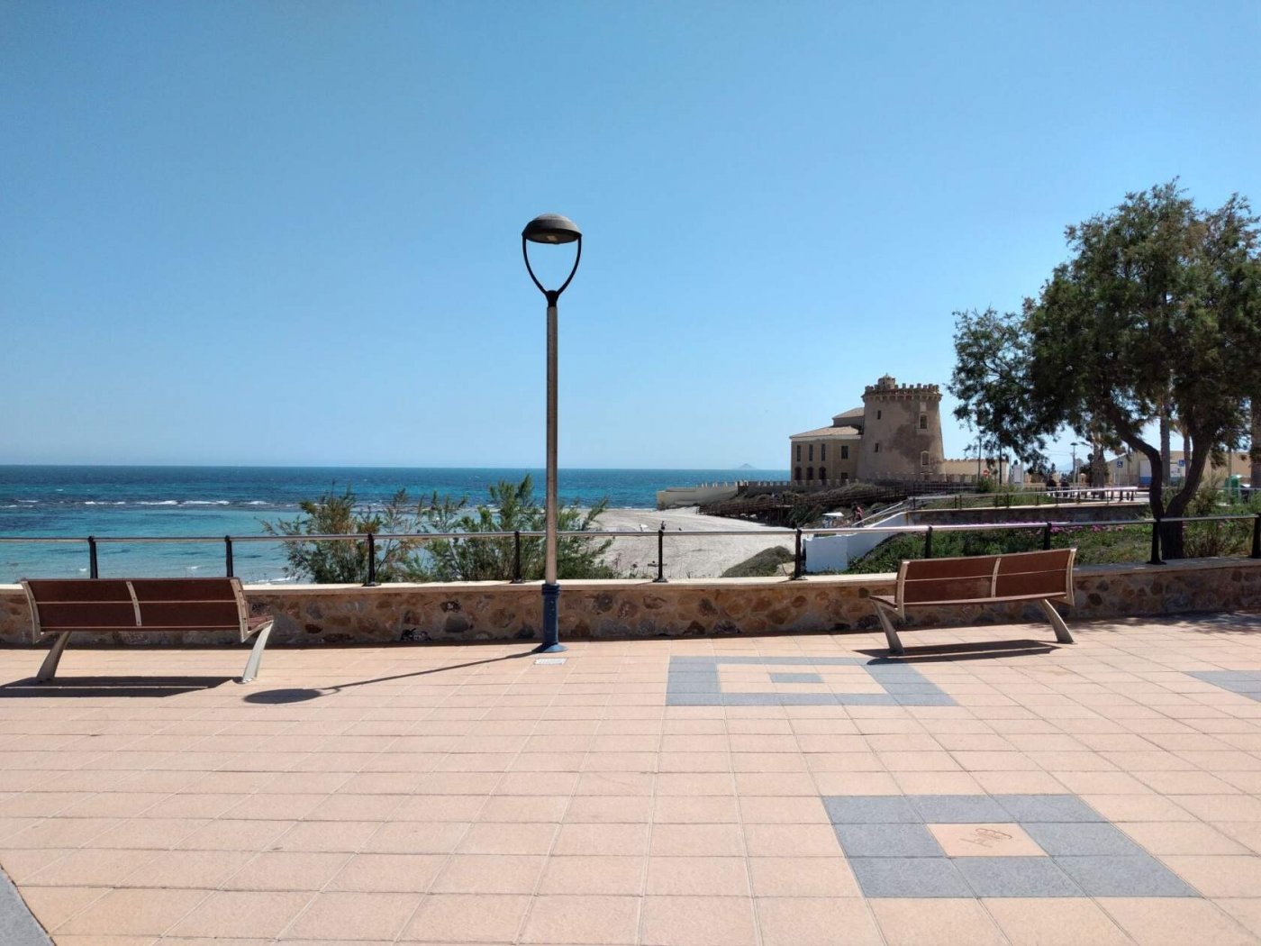 For sale - 3 Bedroom 3 Bathroom Villa in Pilar de La Horadada - pueblo  - Alicante