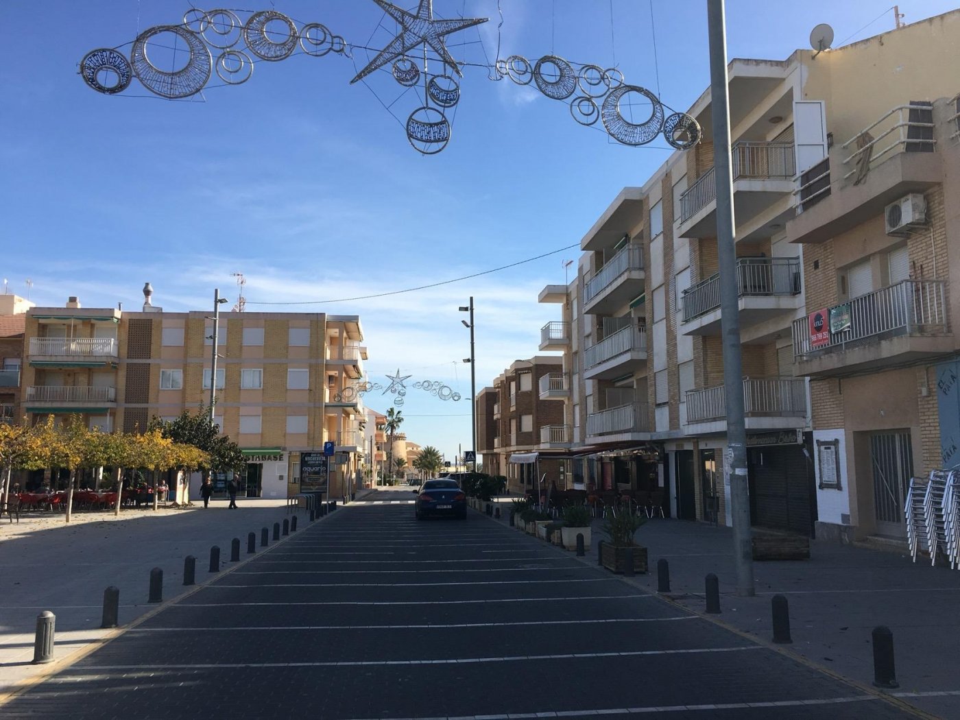 For sale - 3 Bedroom 3 Bathroom Villa in Pilar de La Horadada - pueblo  - Alicante