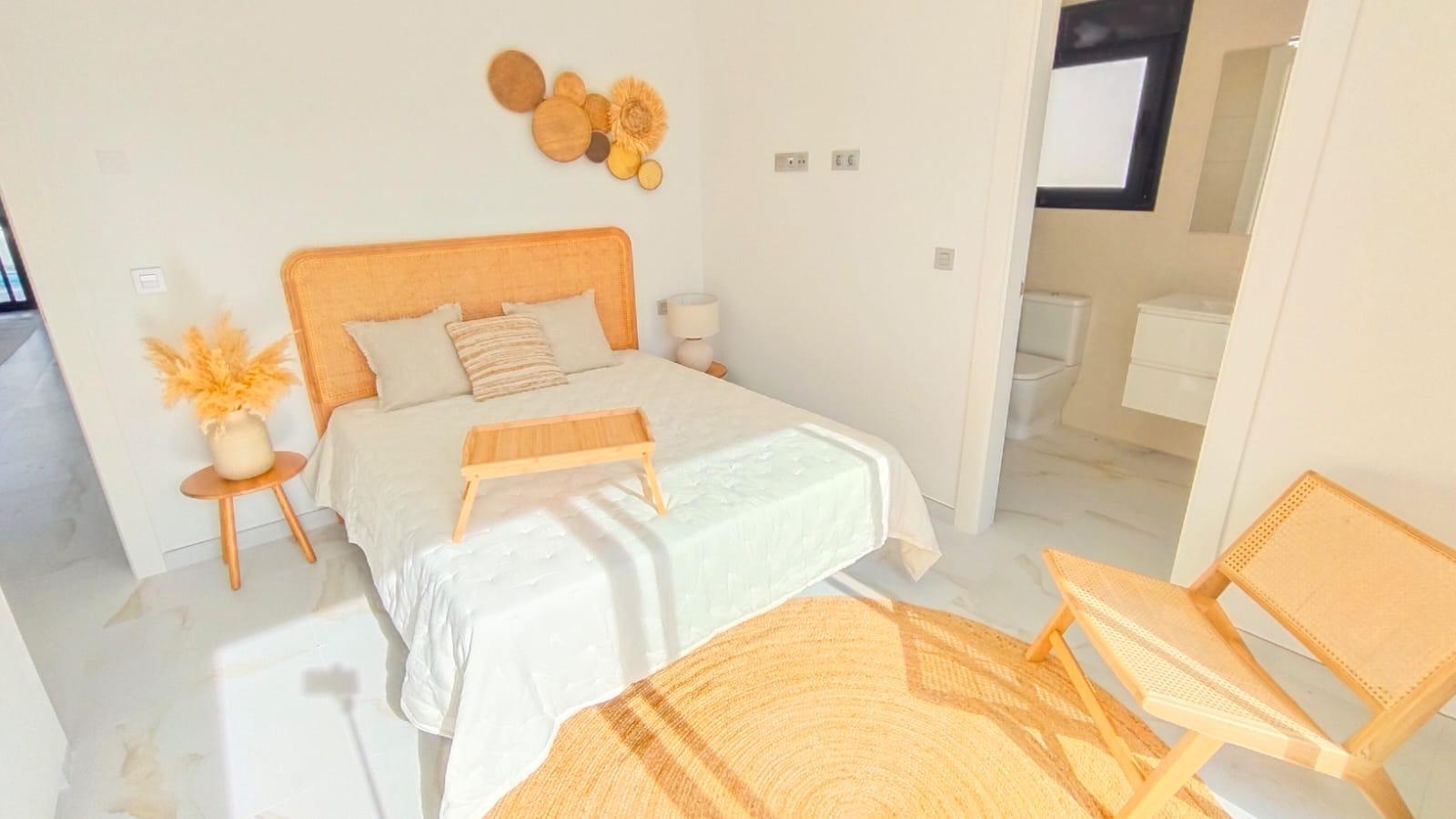 For sale - 3 Bedroom 2 Bathroom Villa in Pilar de La Horadada - Pinar De Campoverde  - Alicante