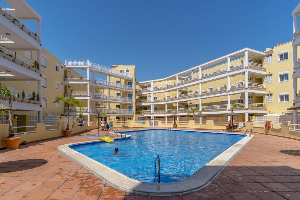 For sale - 3 Bedroom 2 Bathroom Apartment in Cabo Roig - Campoamor  - Alicante