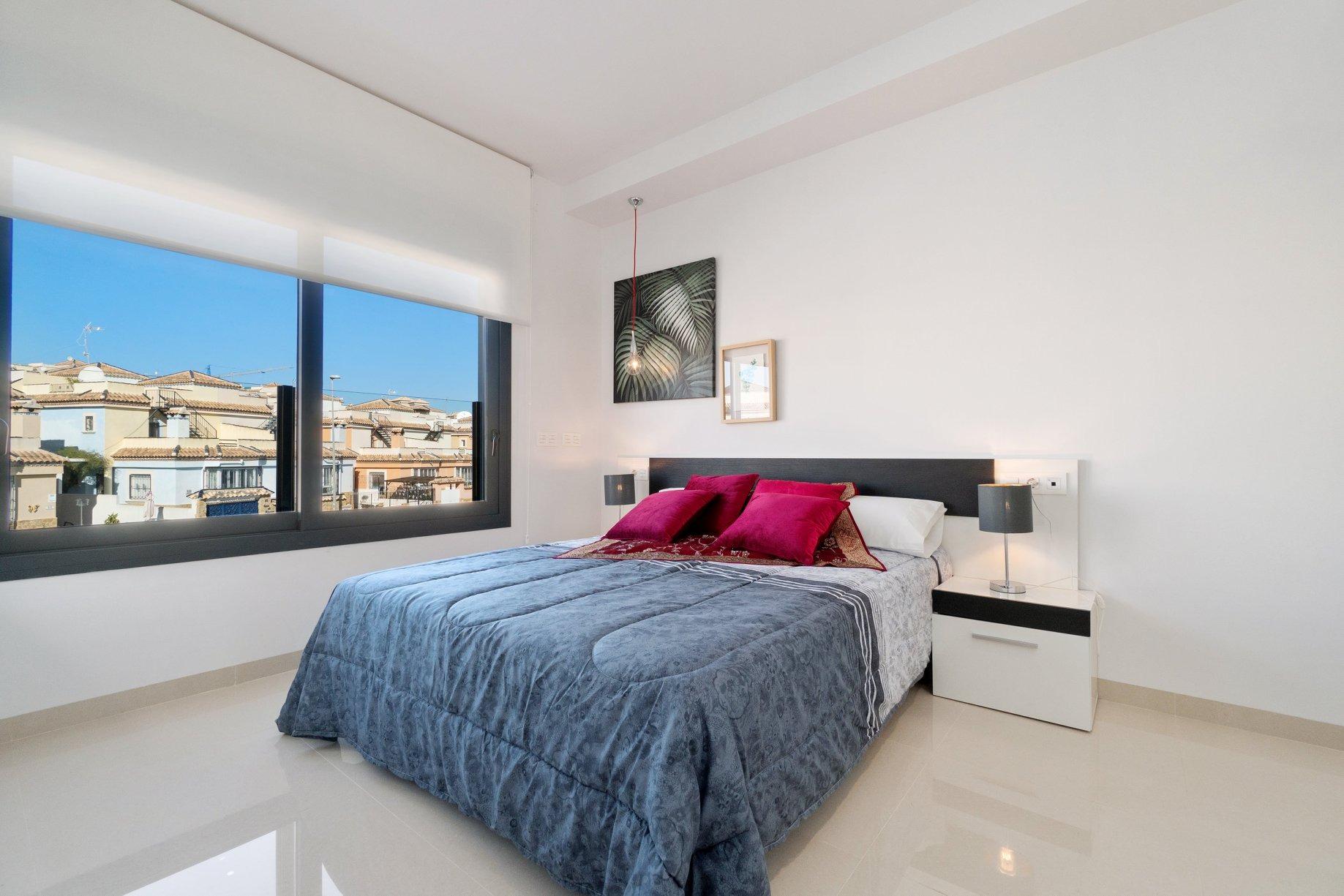 For sale - 3 Bedroom 3 Bathroom Villa in Los Montesinos - La Herrada  - Alicante