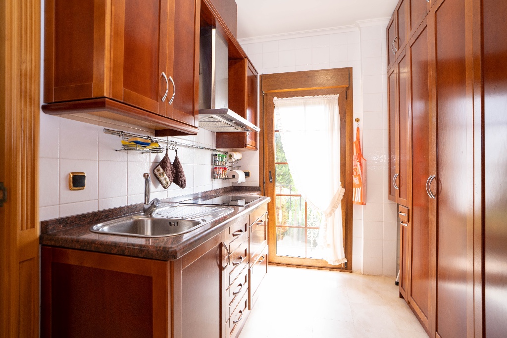 For sale - 7 Bedroom 6 Bathroom Villa in Campoamor - Campoamor  - Alicante