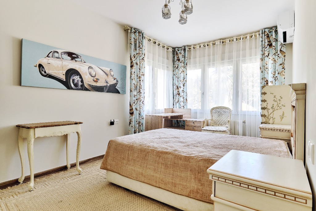 For sale - 4 Bedroom 2 Bathroom Villa in Campoamor - Dehesa de Campoamor  - Alicante