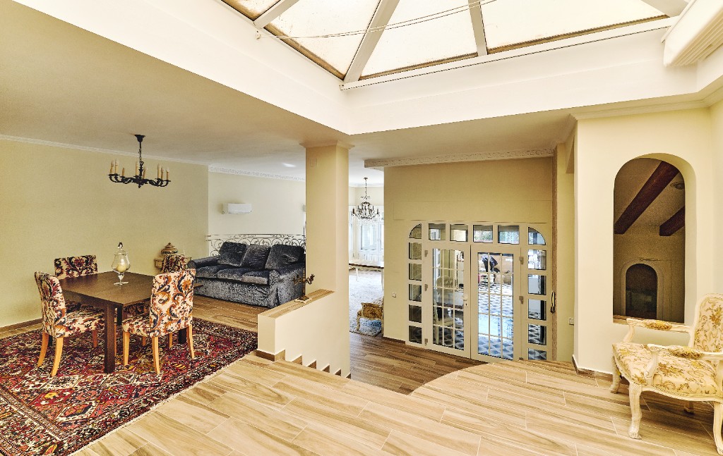 For sale - 4 Bedroom 2 Bathroom Villa in Campoamor - Dehesa de Campoamor  - Alicante