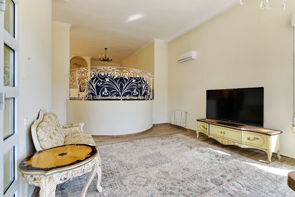 For sale - 4 Bedroom 2 Bathroom Villa in Campoamor - Dehesa de Campoamor  - Alicante