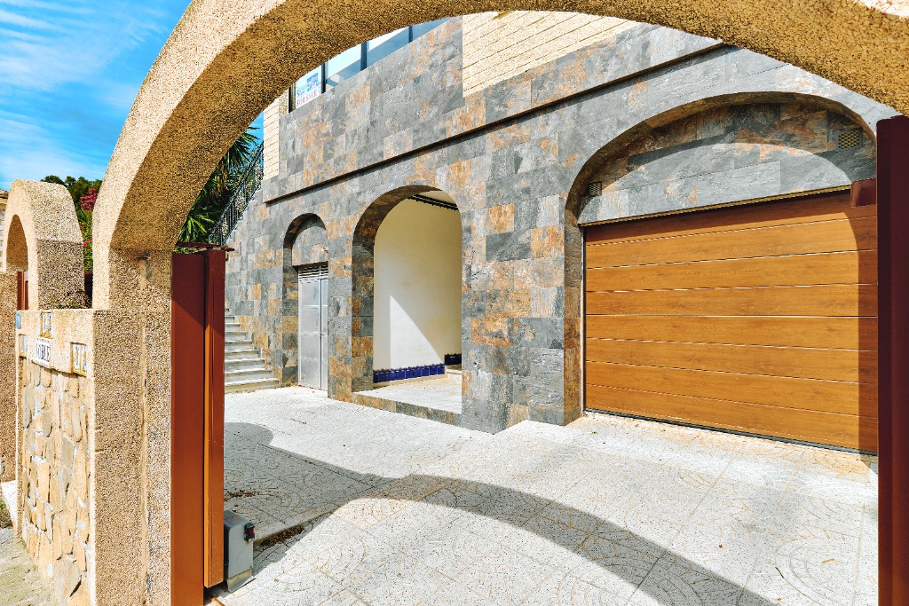 For sale - 4 Bedroom 2 Bathroom Villa in Campoamor - Dehesa de Campoamor  - Alicante