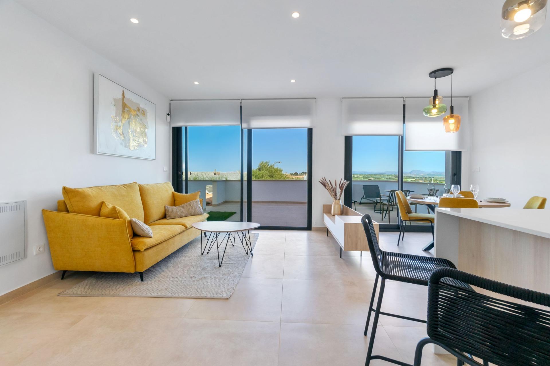 For sale - 3 Bedroom 2 Bathroom Bungalow in Torrevieja - Los Balcones  - Alicante