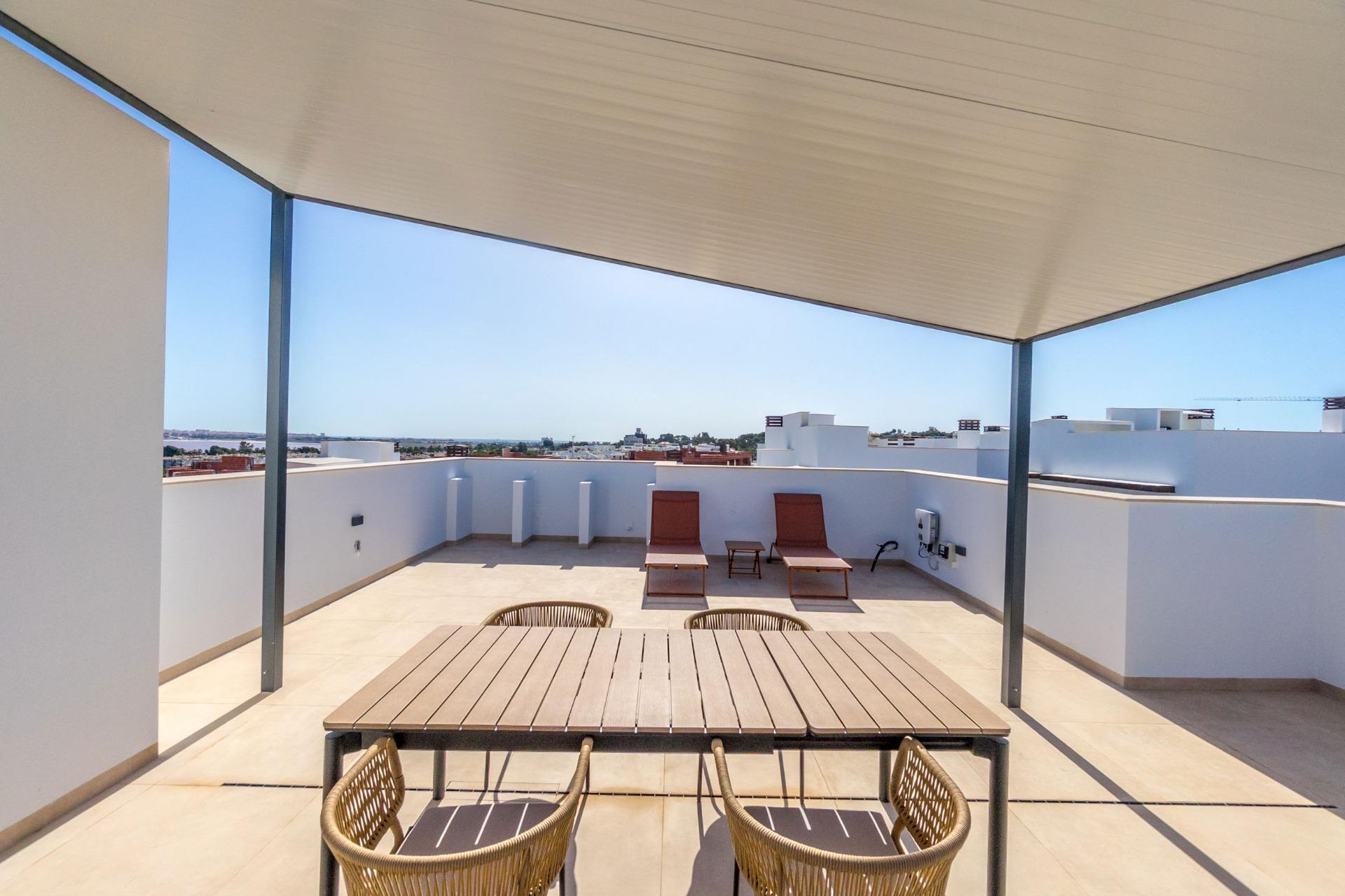 For sale - 3 Bedroom 2 Bathroom Bungalow in Torrevieja - Los Balcones  - Alicante