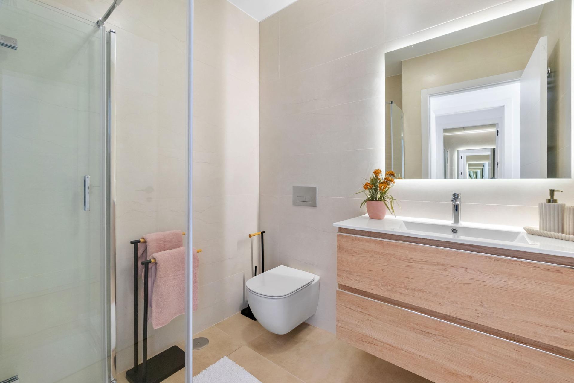 For sale - 2 Bedroom 2 Bathroom Bungalow in Torrevieja - Los Balcones  - Alicante