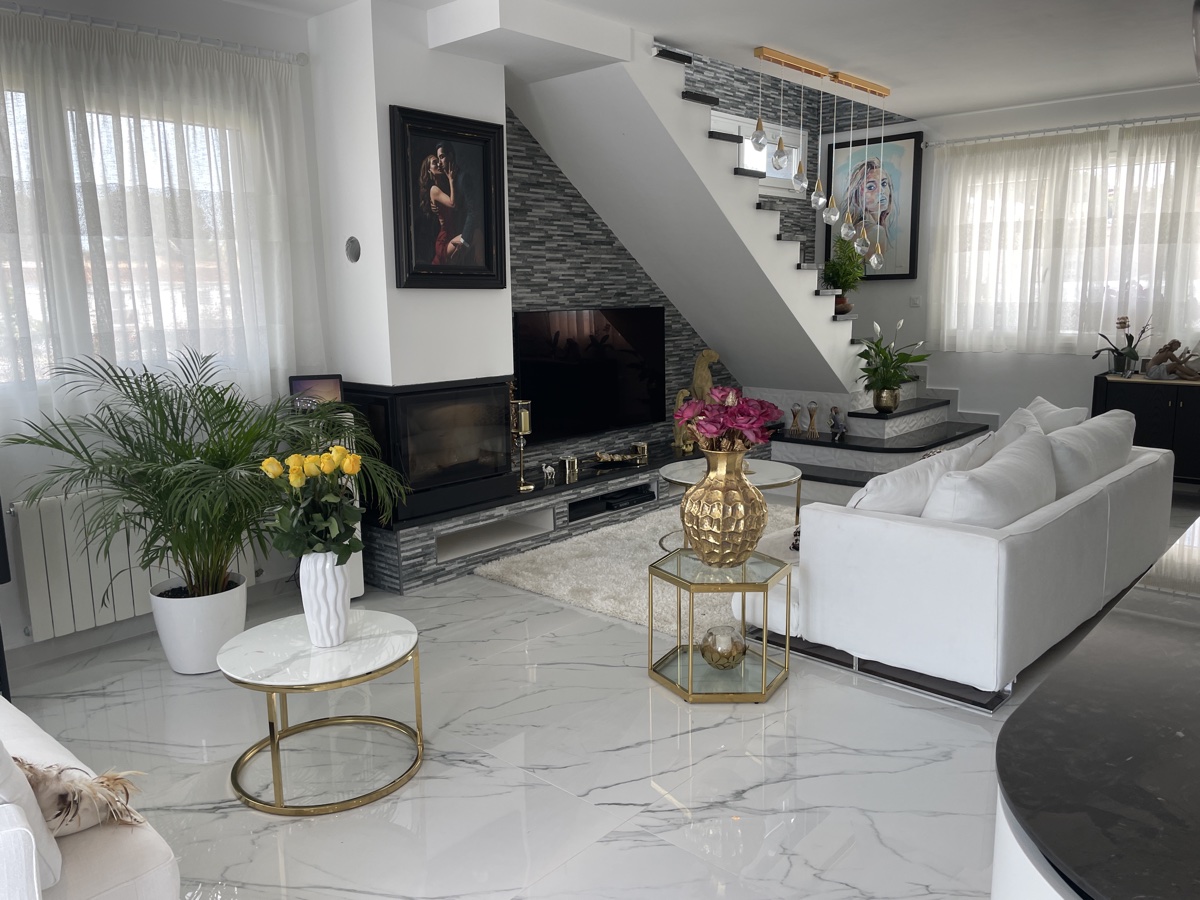 For sale - 4 Bedroom 4 Bathroom Villa in Los Balcones - , Los Balcones, Alicante, Spain - Alicante