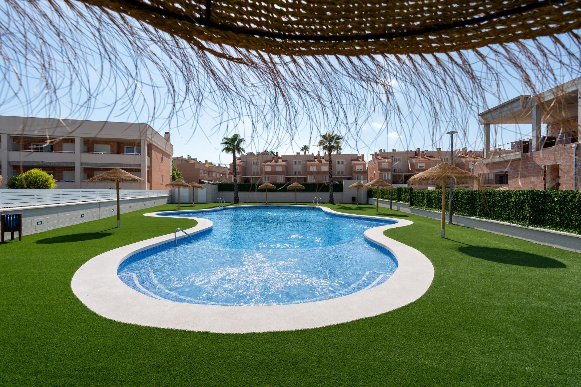 For sale - 3 Bedroom 3 Bathroom Quad House in Gran Alacant - Gran Alacant  - Alicante