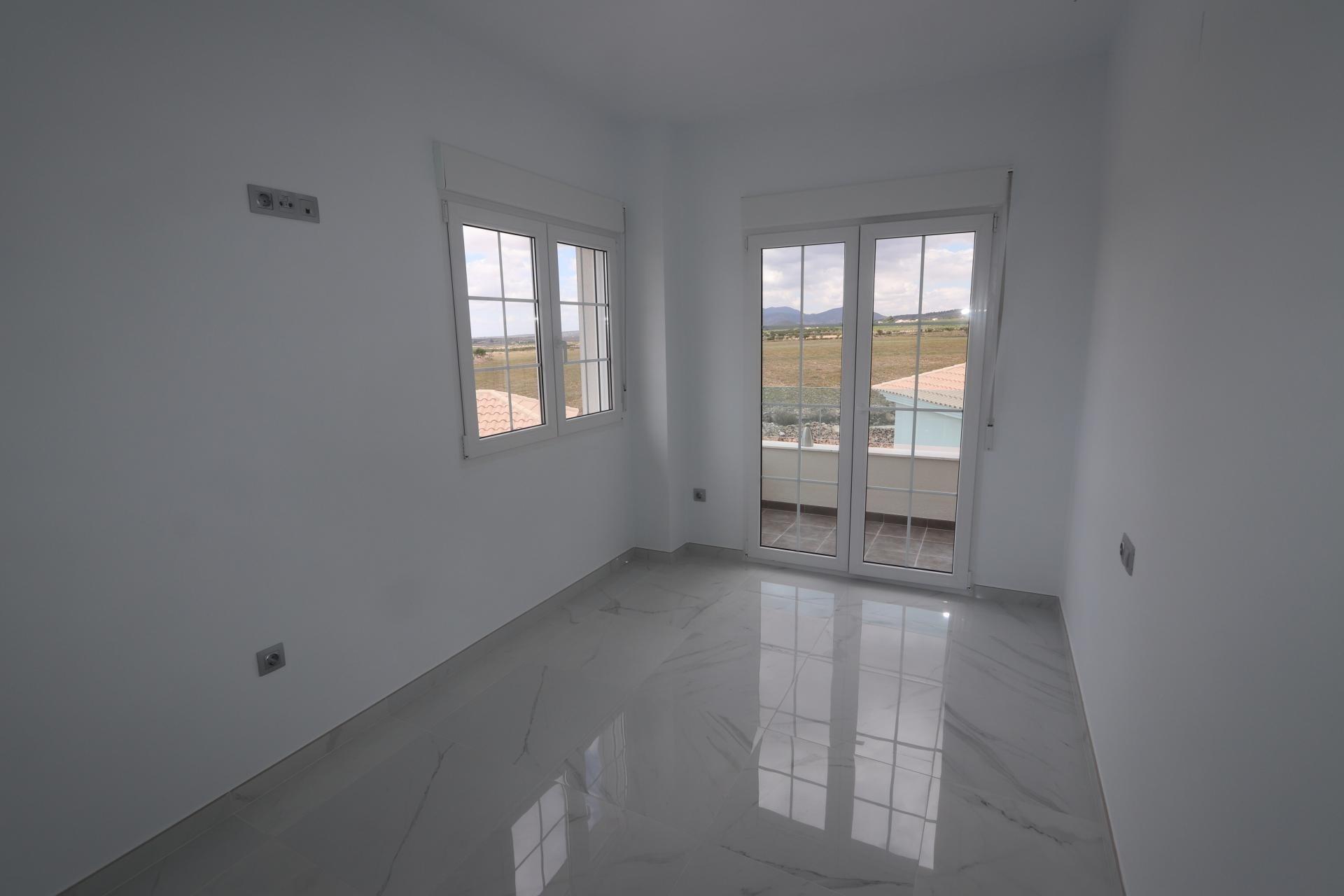 For sale - 4 Bedroom 3 Bathroom Villa in Pinoso - Camino Del Prado  - Alicante