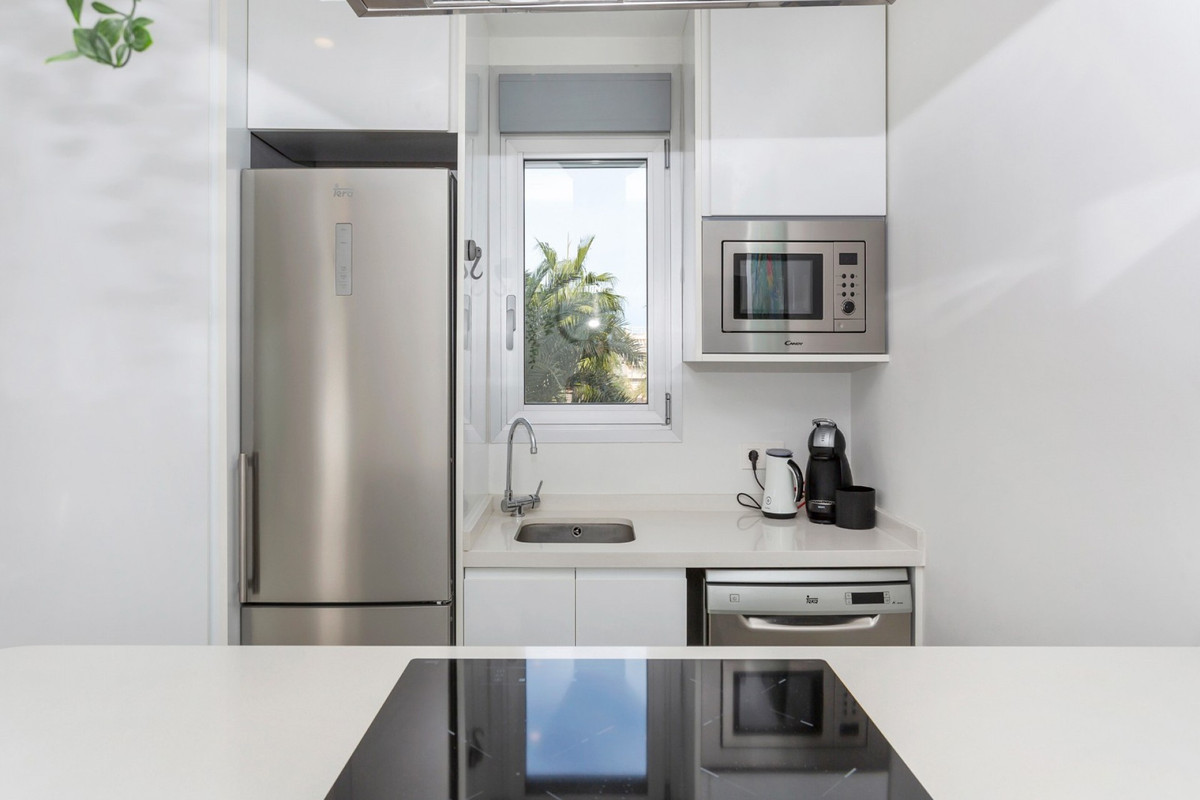 For sale - 3 Bedroom 2 Bathroom Penthouse Apartment in Villamartin - , Villamartin, Alicante, Spain - Alicante