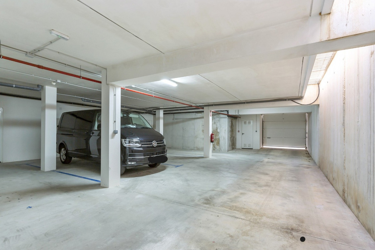 For sale - 3 Bedroom 2 Bathroom Penthouse Apartment in Villamartin - , Villamartin, Alicante, Spain - Alicante