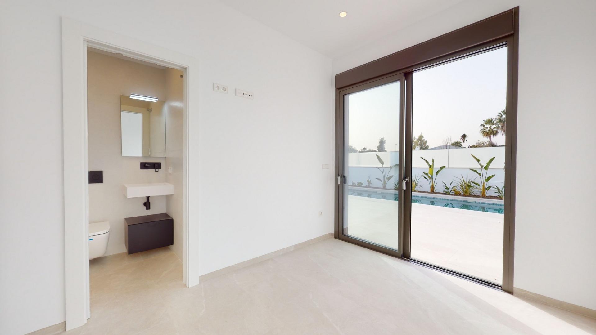 New Build - 3 Bedroom 3 Bathroom Villa in Los Alcazares - Serena Golf  - Murcia