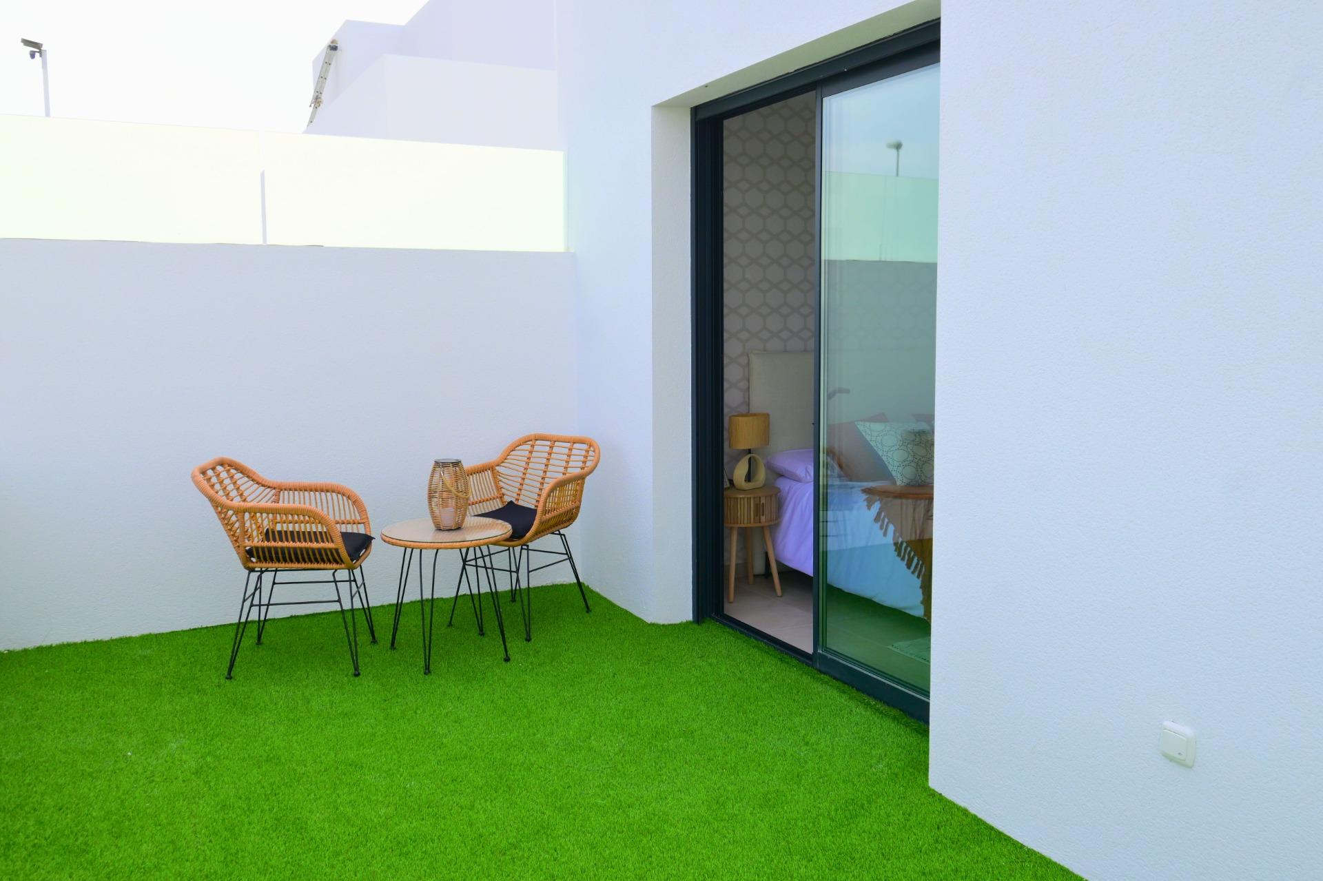 For sale - 3 Bedroom 3 Bathroom Villa in Dolores - polideportivo  - Alicante