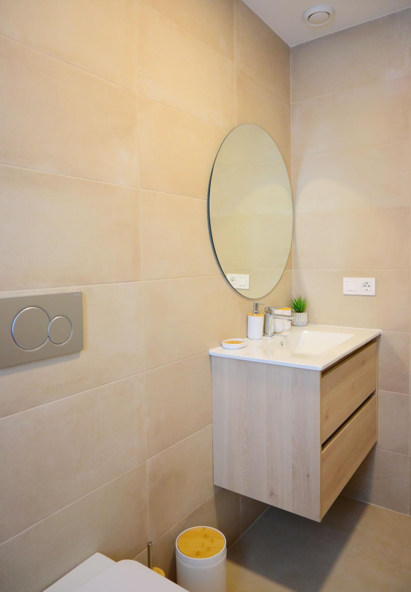 For sale - 3 Bedroom 3 Bathroom Villa in Dolores - polideportivo  - Alicante