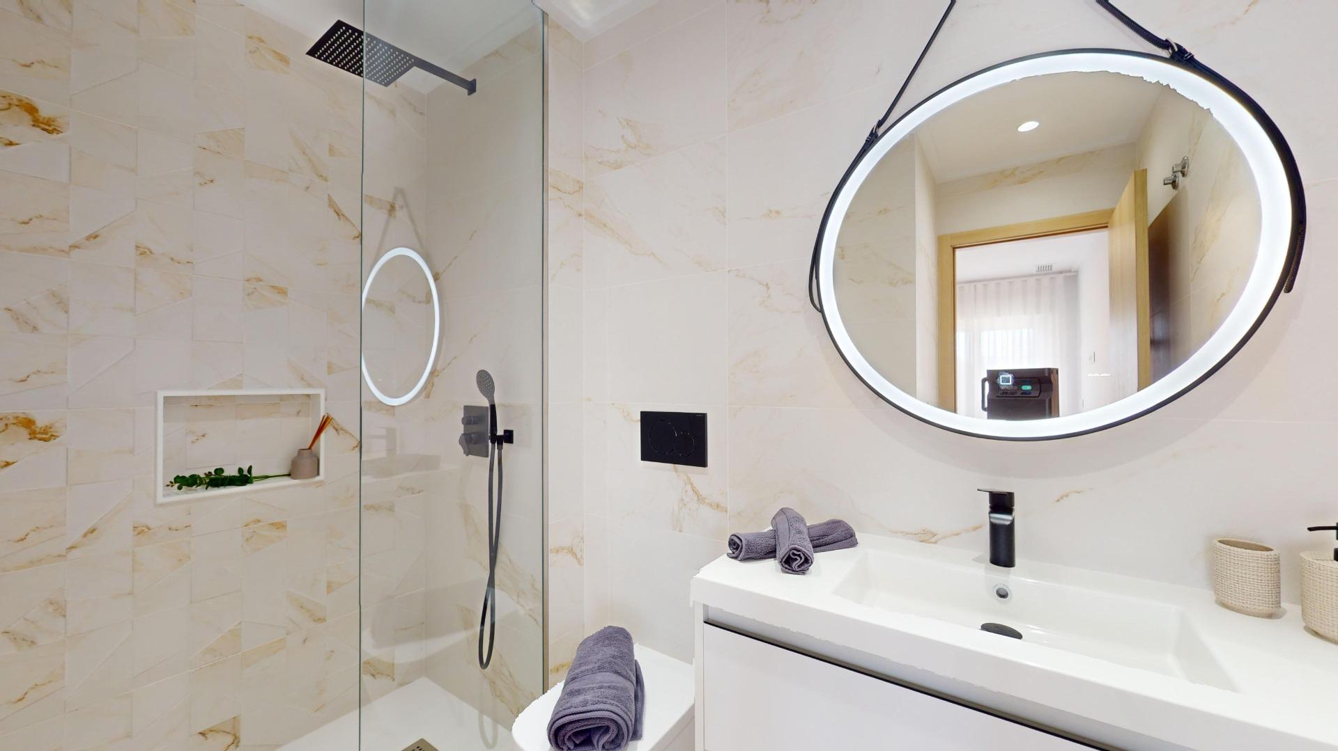 For sale - 3 Bedroom 2 Bathroom Penthouse in Guardamar del Segura - El Raso  - Alicante