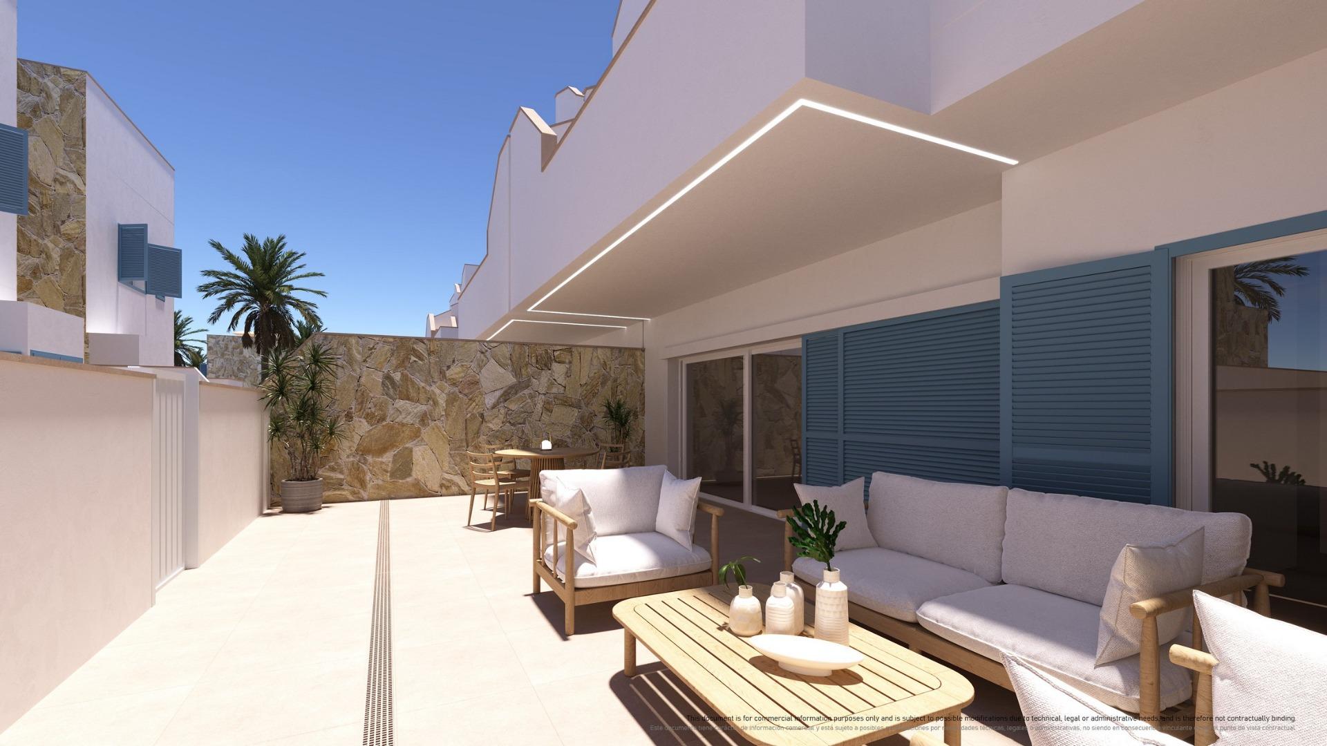 For sale - 3 Bedroom 2 Bathroom Bungalow in Pilar de La Horadada - Torre De La Horadada  - Alicante
