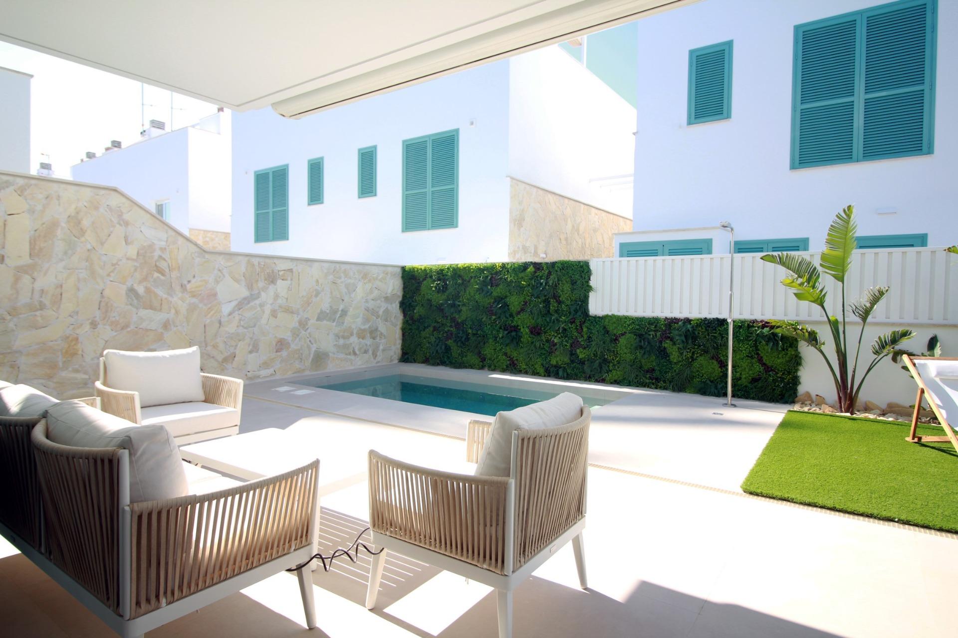 For sale - 3 Bedroom 2 Bathroom Bungalow in Pilar de La Horadada - Torre De La Horadada  - Alicante