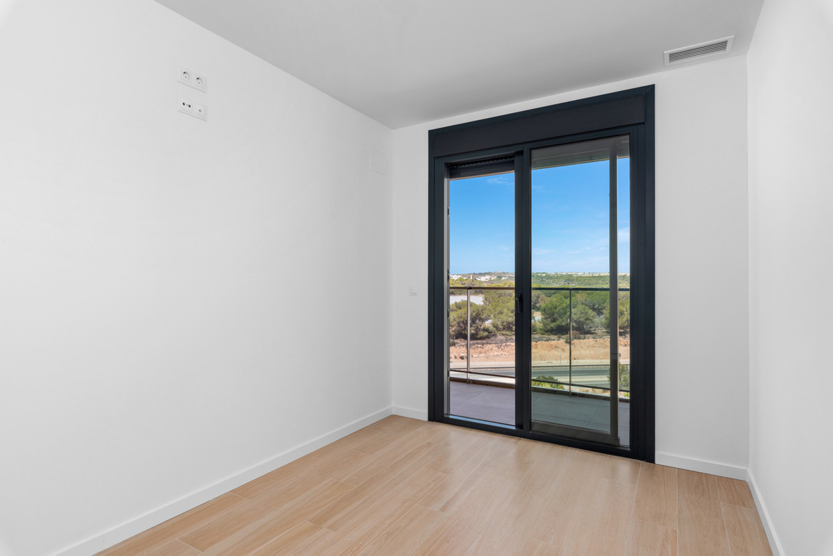 New Build - Key Ready - 2 Bedroom 2 Bathroom Apartment Middle Floor in Campoamor - , Campoamor, Alicante, Spain - Alicante