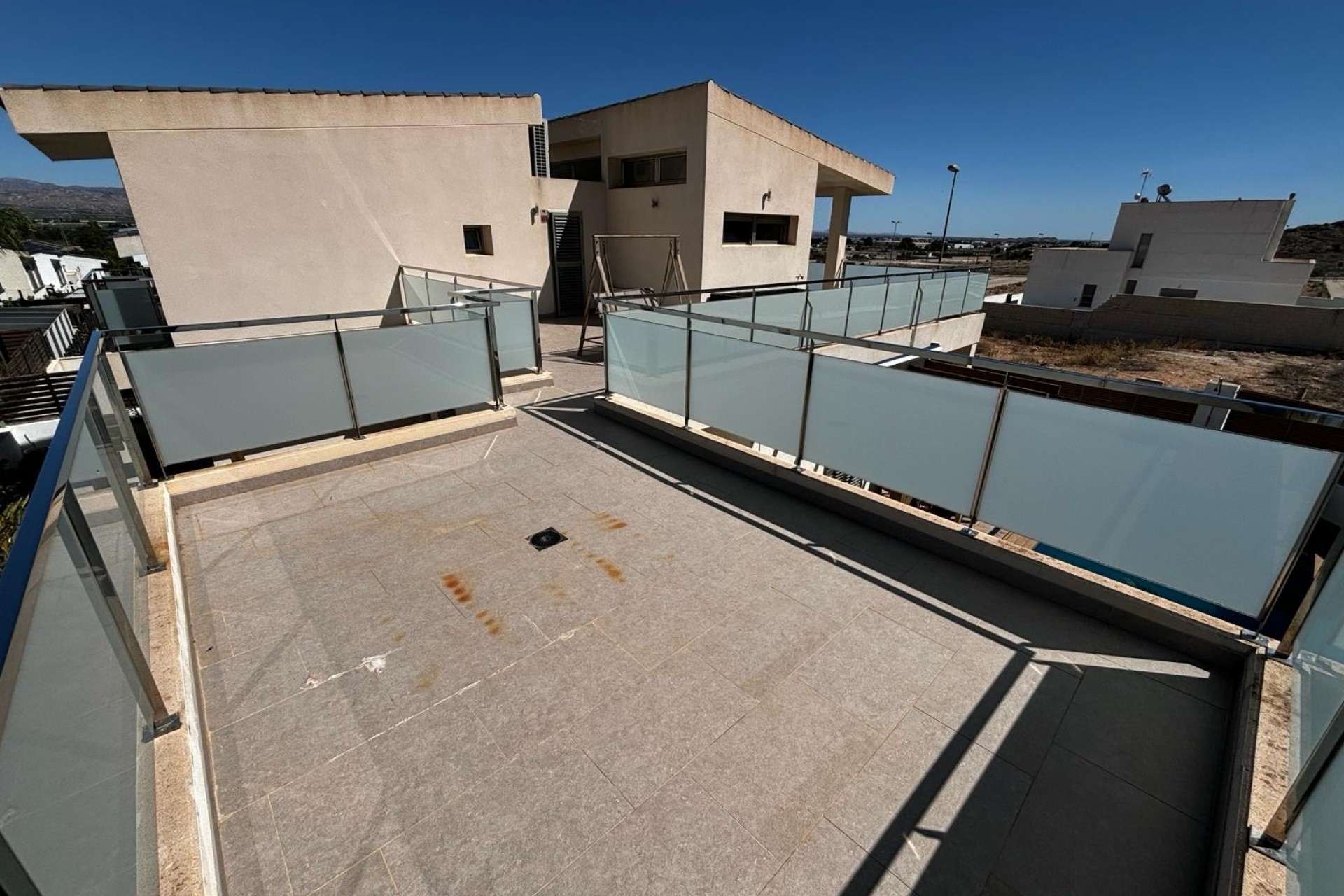 For sale - 3 Bedroom 4 Bathroom Detached House / Villa in Cox - Cox  - Alicante