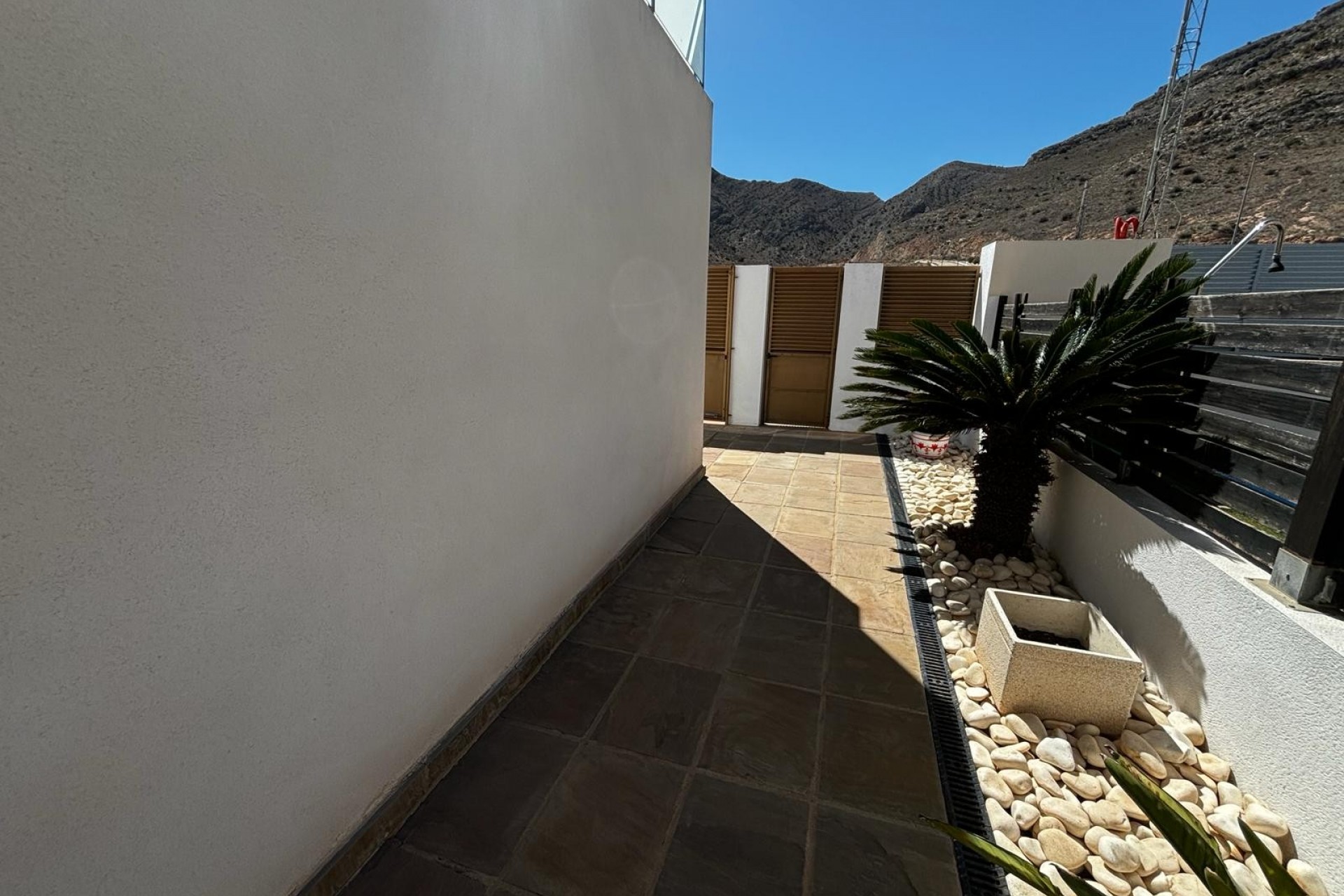 For sale - 3 Bedroom 4 Bathroom Detached House / Villa in Cox - Cox  - Alicante