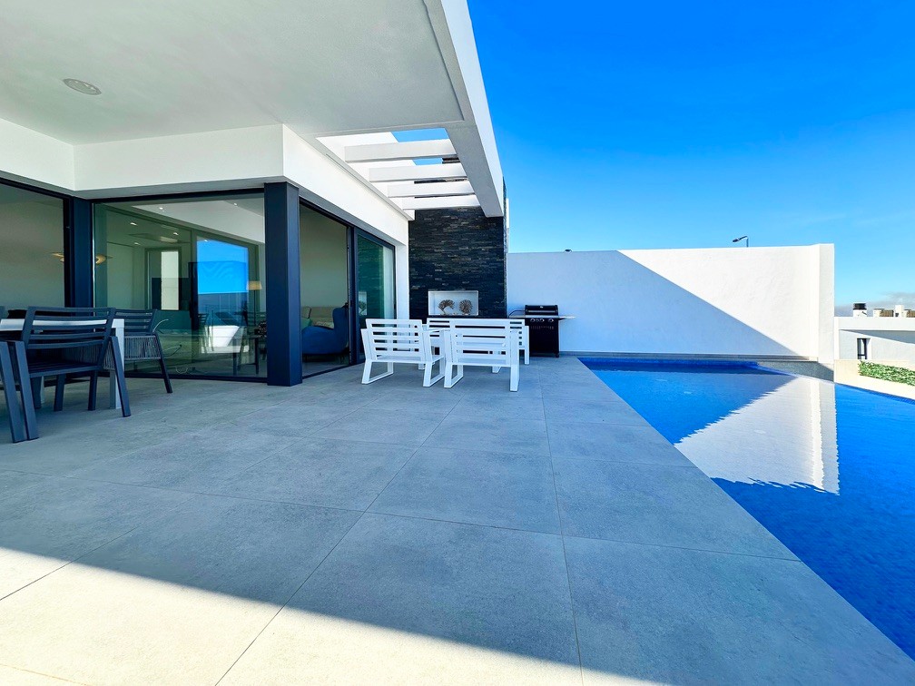 For sale - 3 Bedroom 3 Bathroom Villa in Ciudad Quesada - Rojales  - Alicante