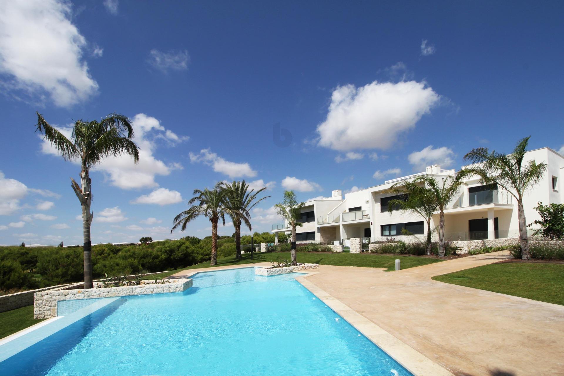 For sale - 3 Bedroom 2 Bathroom Apartment in Pilar de La Horadada - Lo Romero Golf  - Alicante