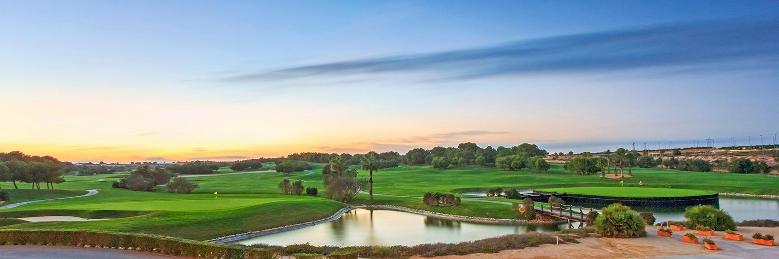 For sale - 3 Bedroom 4 Bathroom Villa in Pilar de La Horadada - Lo Romero Golf  - Alicante