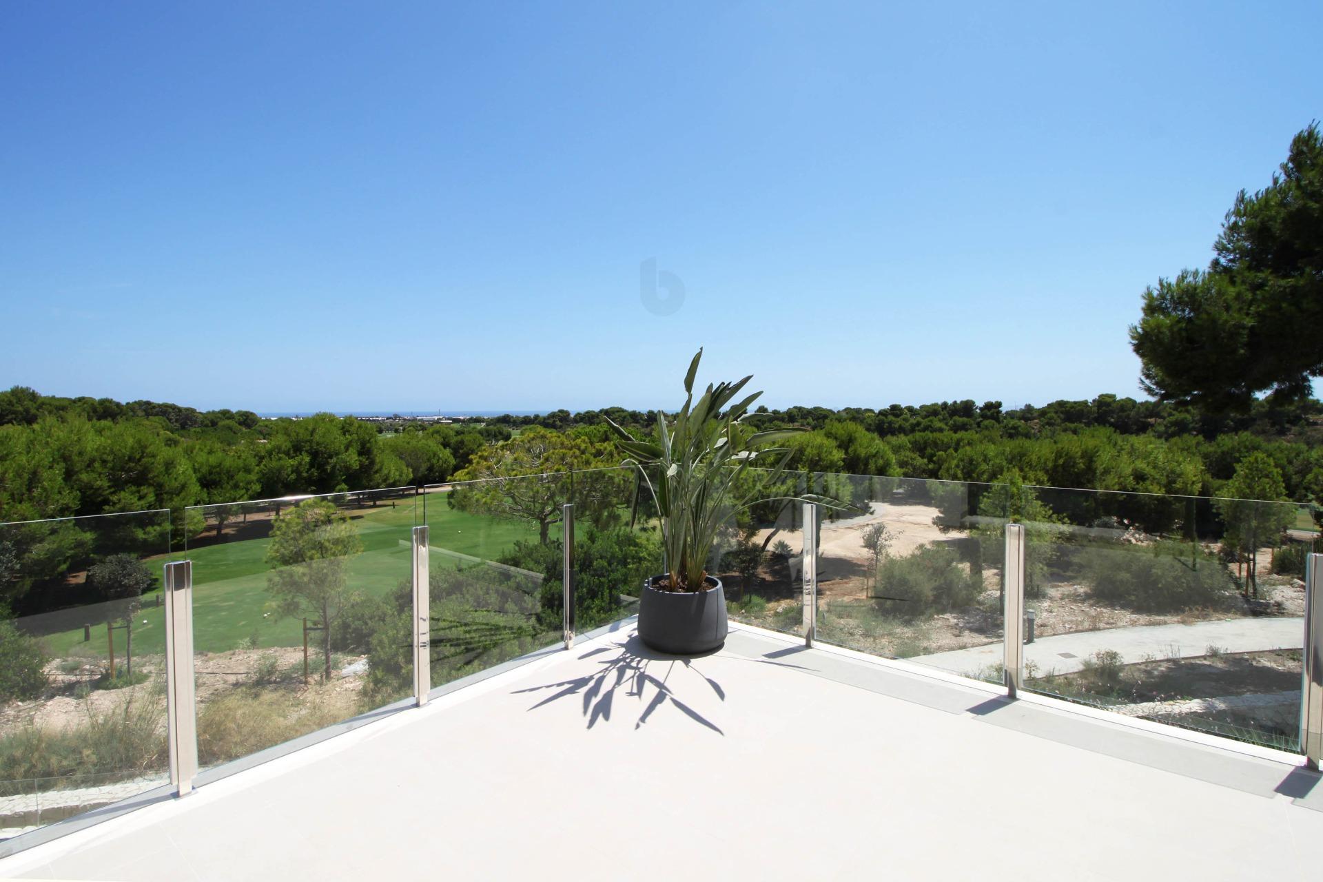 For sale - 2 Bedroom 2 Bathroom Apartment in Pilar de La Horadada - Lo Romero Golf  - Alicante