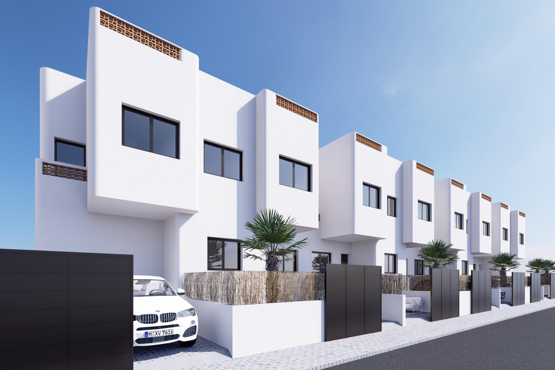 For sale - 3 Bedroom 2 Bathroom Bungalow in Dolores - Sector 3  - Alicante