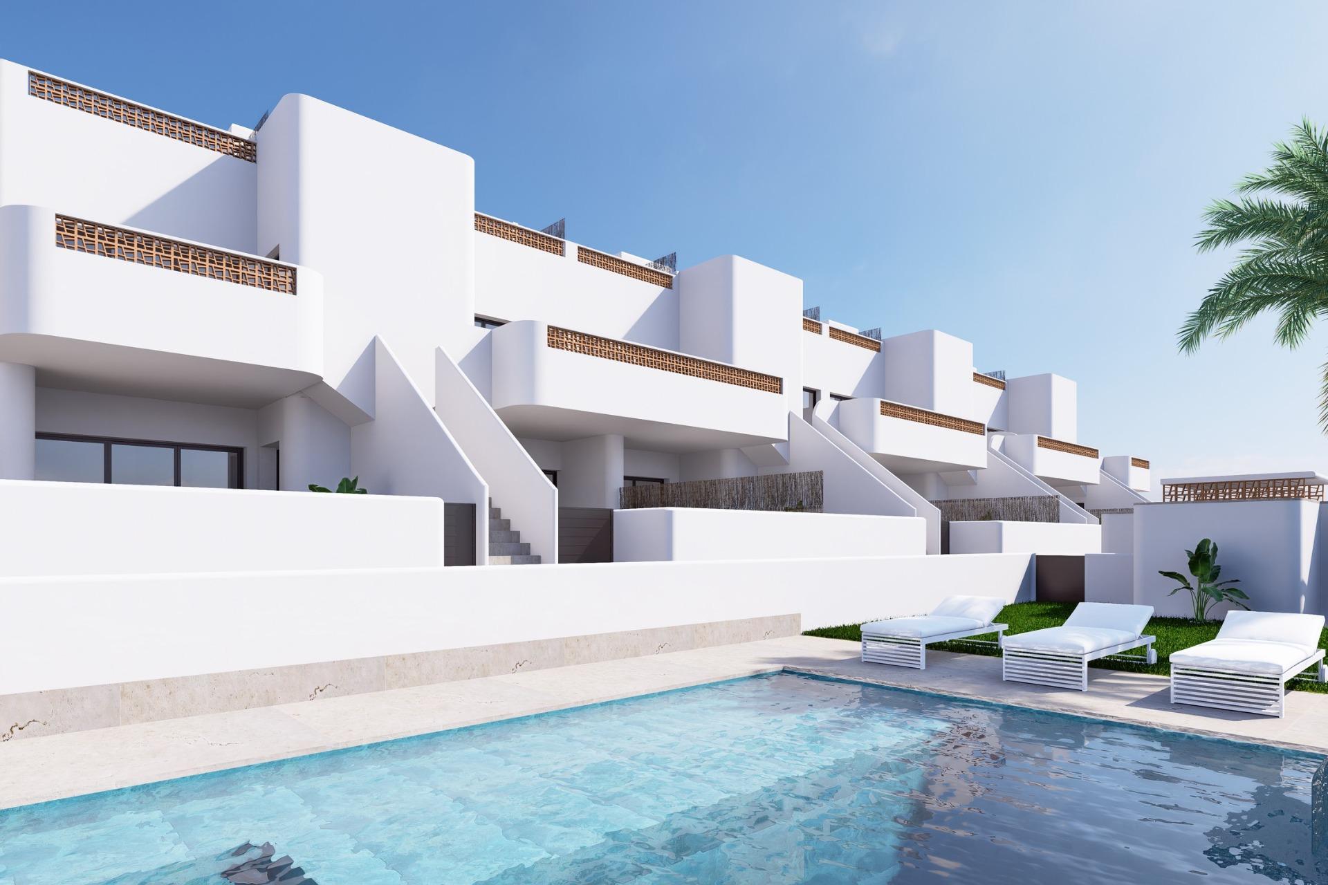For sale - 3 Bedroom 2 Bathroom Bungalow in Dolores - Sector 3  - Alicante