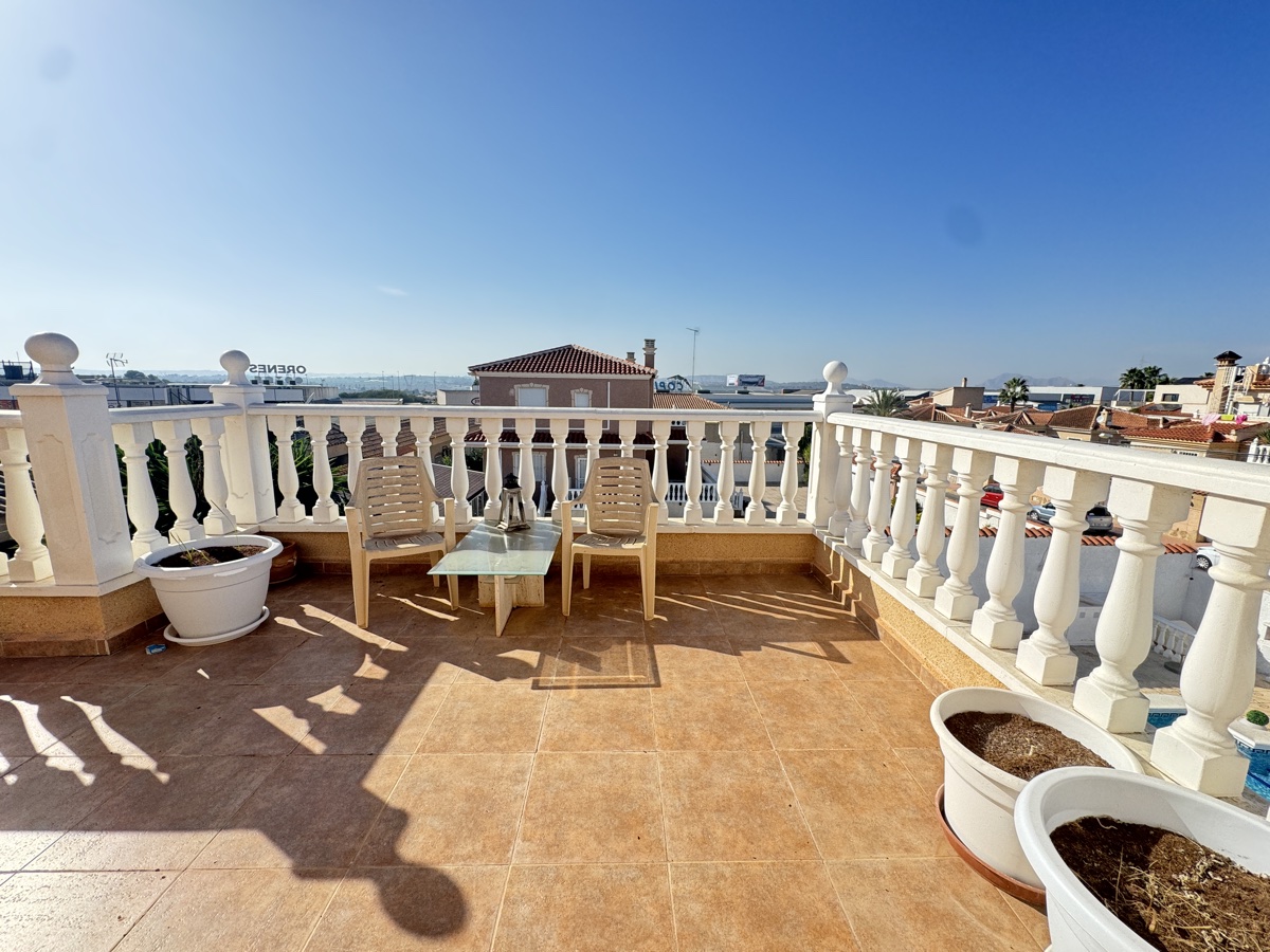 For sale - 4 Bedroom 3 Bathroom Villa in Ciudad Quesada - , Ciudad Quesada, Alicante, Spain - Alicante