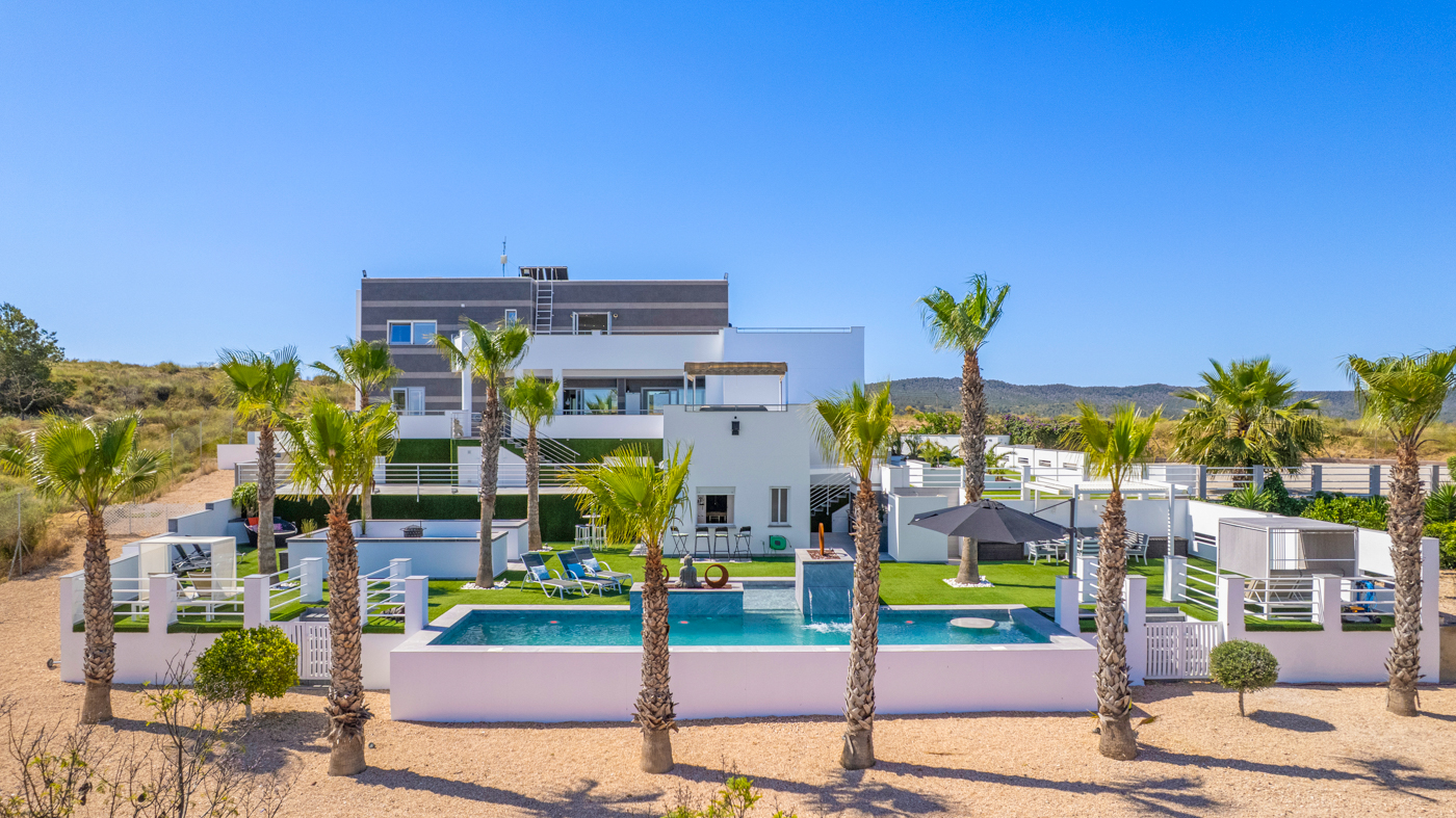 For sale - 5 Bedroom 5 Bathroom Villa in Torremendo - , Torremendo, Alicante, Spain - Alicante