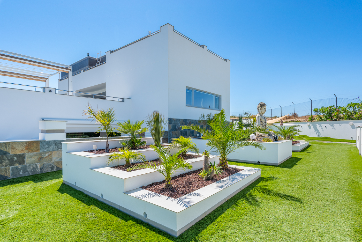 For sale - 5 Bedroom 5 Bathroom Villa in Torremendo - , Torremendo, Alicante, Spain - Alicante