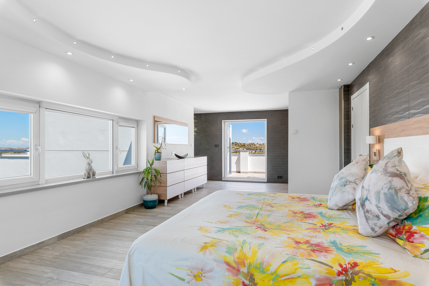 For sale - 5 Bedroom 5 Bathroom Villa in Torremendo - , Torremendo, Alicante, Spain - Alicante