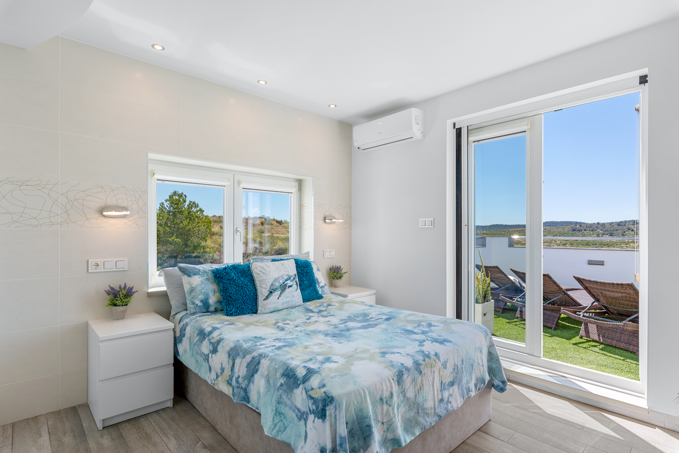 For sale - 5 Bedroom 5 Bathroom Villa in Torremendo - , Torremendo, Alicante, Spain - Alicante