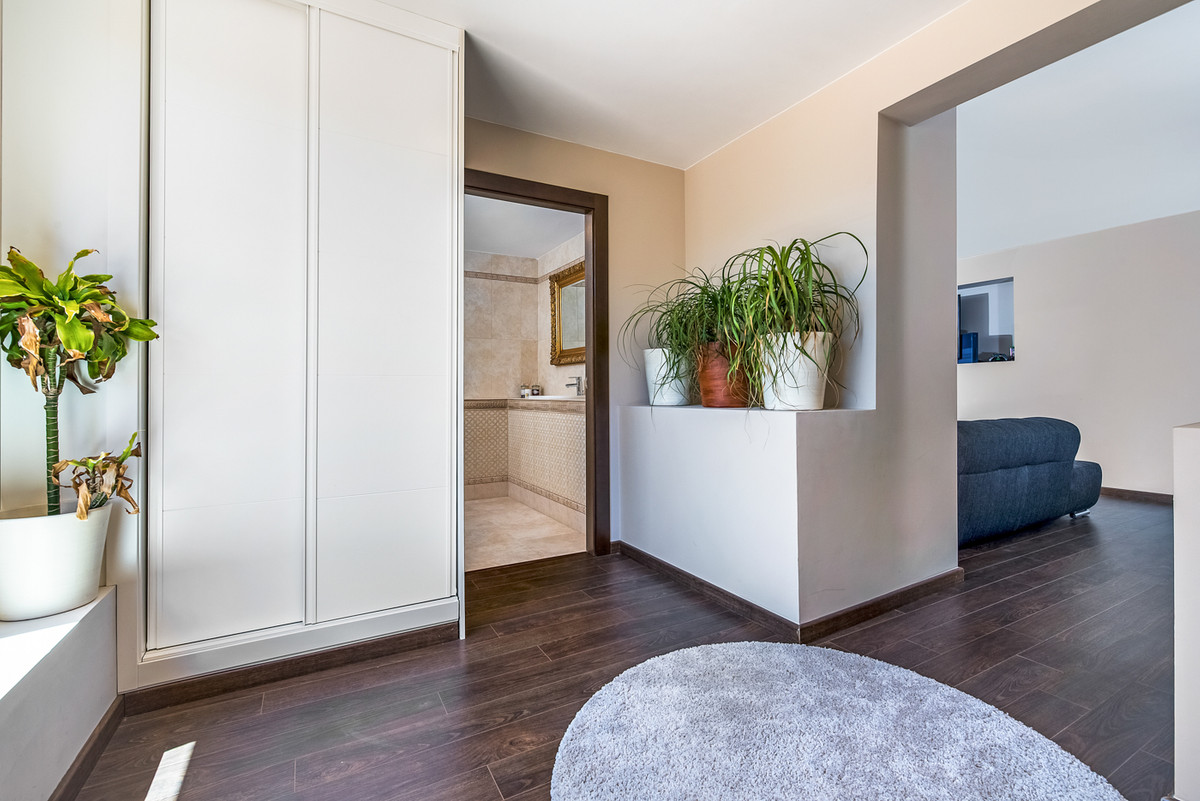 For sale - 4 Bedroom 3 Bathroom House - Detached Villa in Rojales - Ciudad Quesada  - Alicante