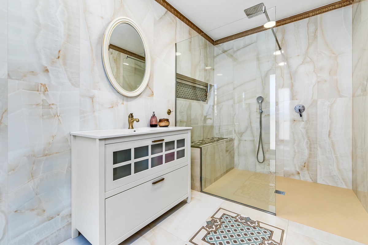 For sale - 4 Bedroom 3 Bathroom House - Detached Villa in Rojales - Ciudad Quesada  - Alicante