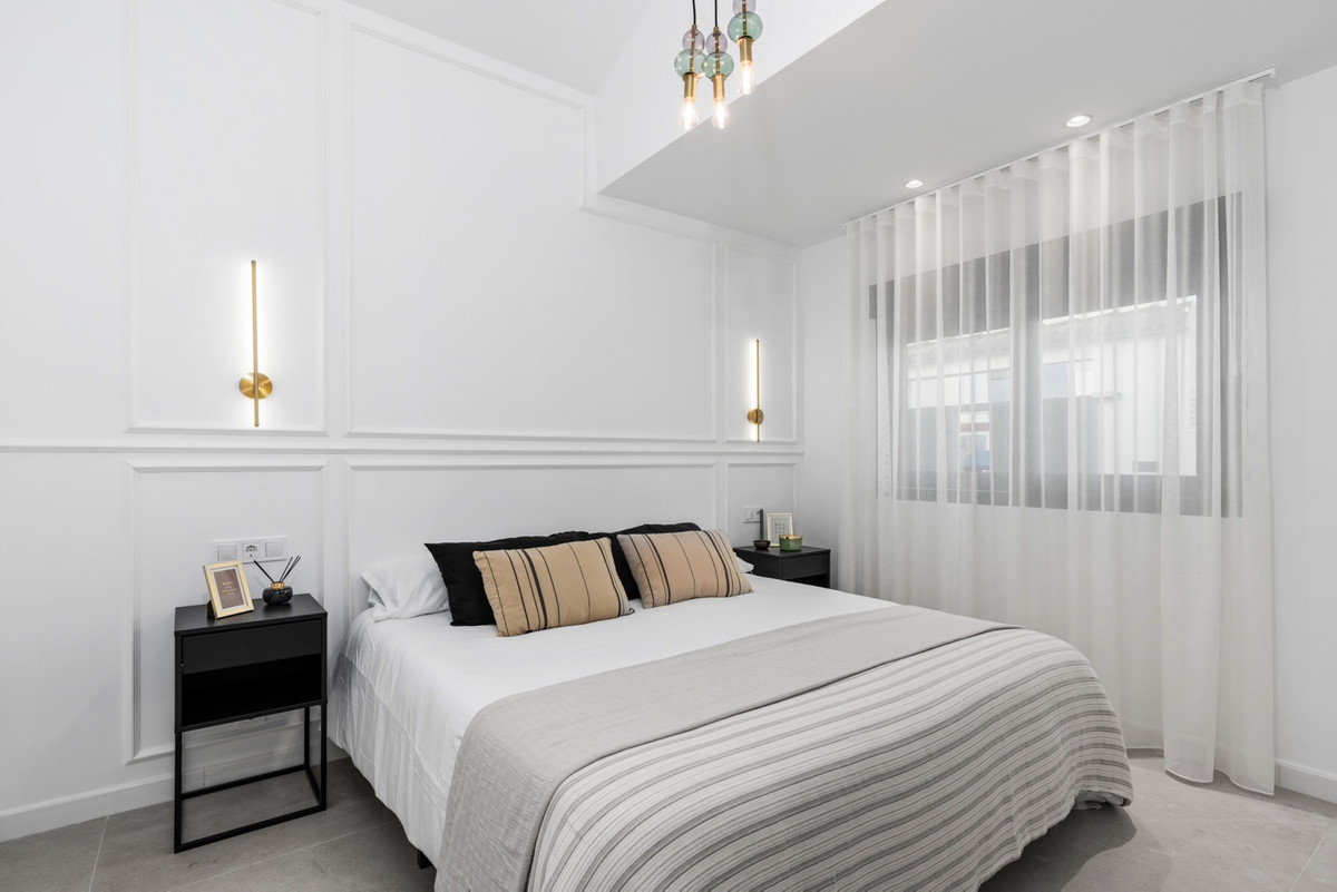 For sale - 3 Bedroom 2 Bathroom House - Detached Villa in Torrevieja - El Chaparral  - Alicante