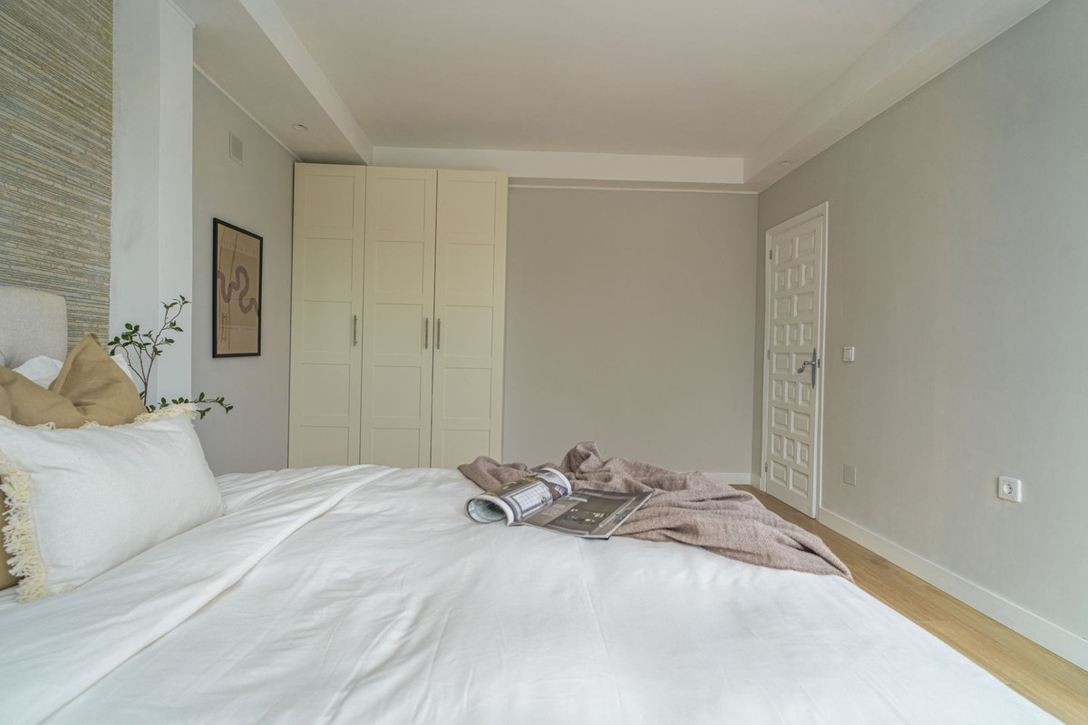 For sale - 3 Bedroom 2 Bathroom House - Semi-Detached House in Torrevieja - La Siesta  - Alicante