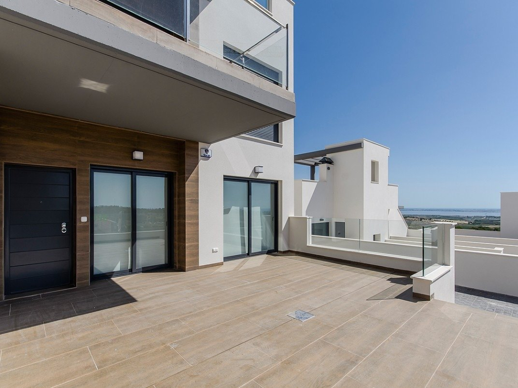 2 Bedroom 2 Bathroom Bungalow in San Miguel de Salinas