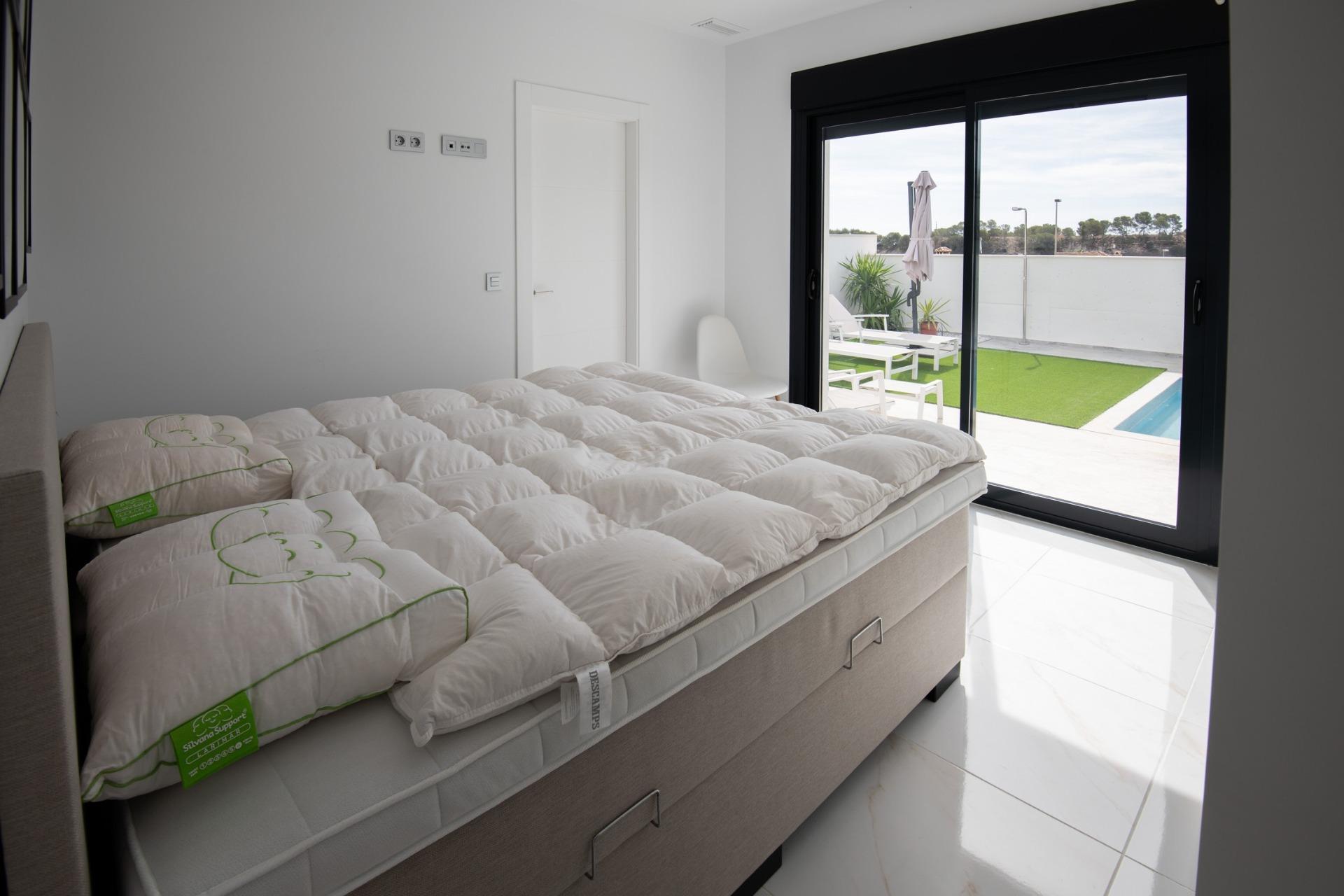 For sale - 3 Bedroom 2 Bathroom Villa in Pilar de La Horadada - Pinar De Campoverde  - Alicante