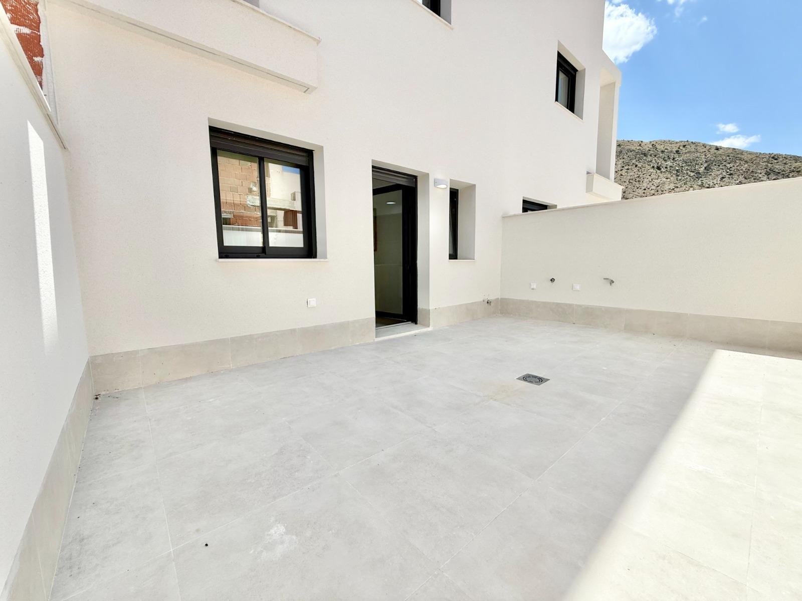 New Build - 2 Bedroom 2 Bathroom Town House in Cox - San Fernando  - Alicante