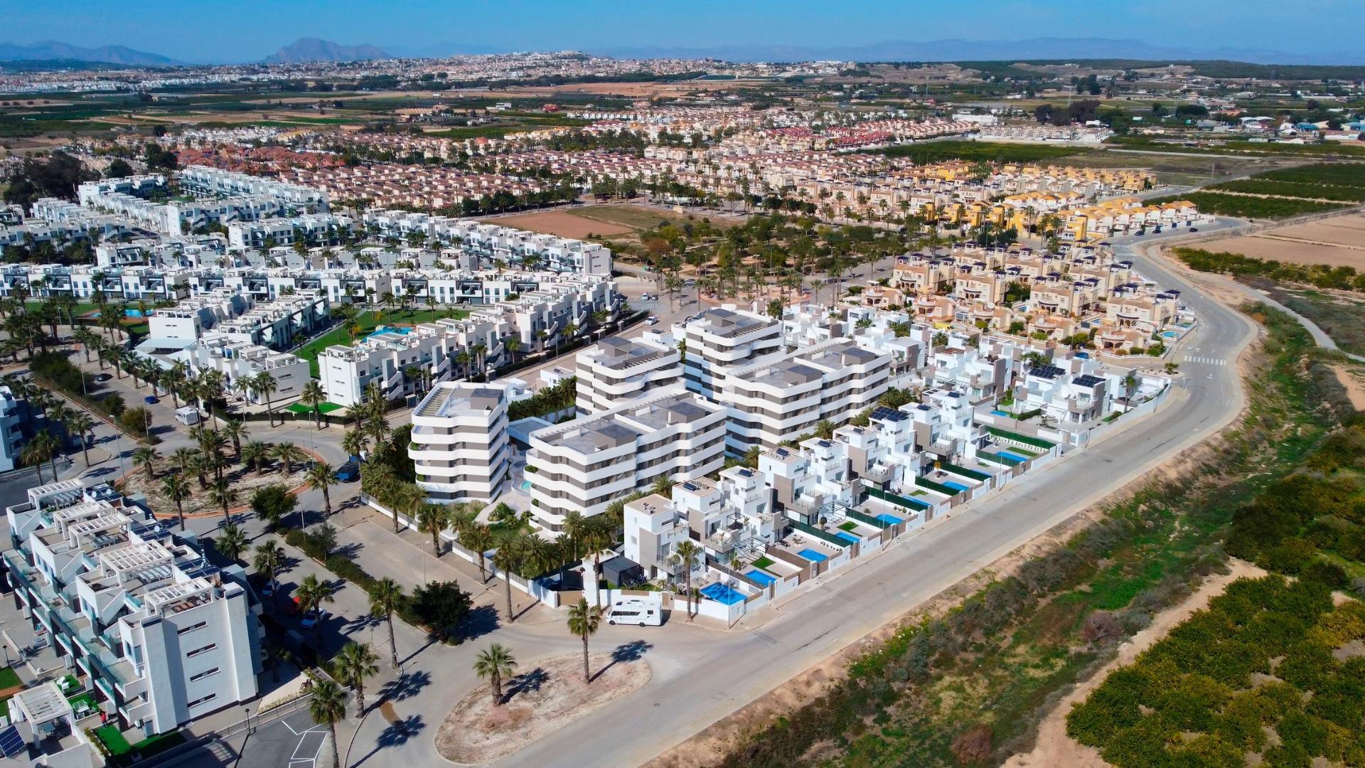 New Build - 2 Bedroom 2 Bathroom Apartment in Guardamar del Segura - El Raso  - Alicante